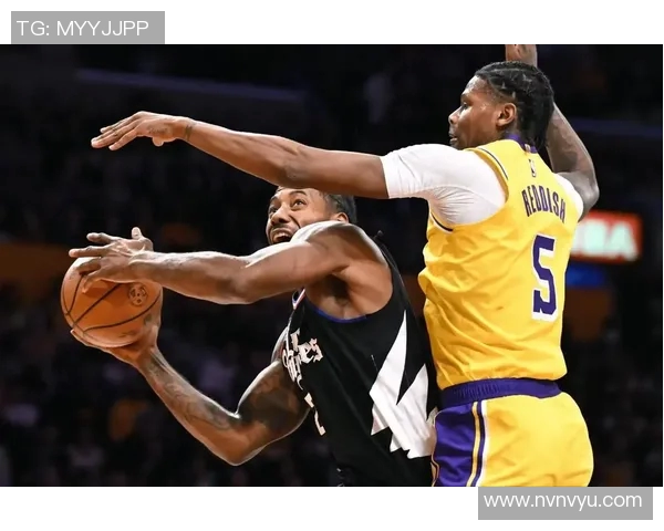 卡姆雷迪什的篮球之路:从新秀到明星球员的蜕变与挑战